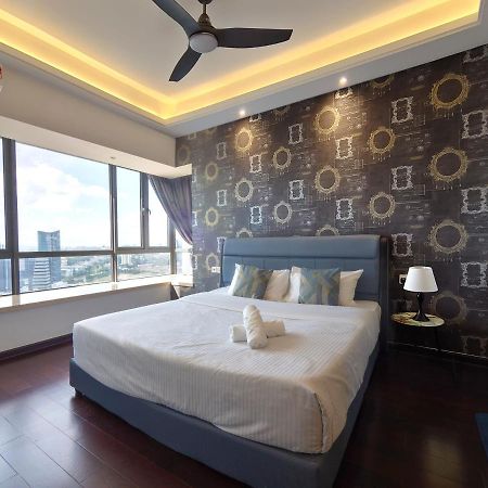 Netflix Smarttv Cityseaview & Highfloor At R&F Mall Apartment Johor Bahru Bagian luar foto